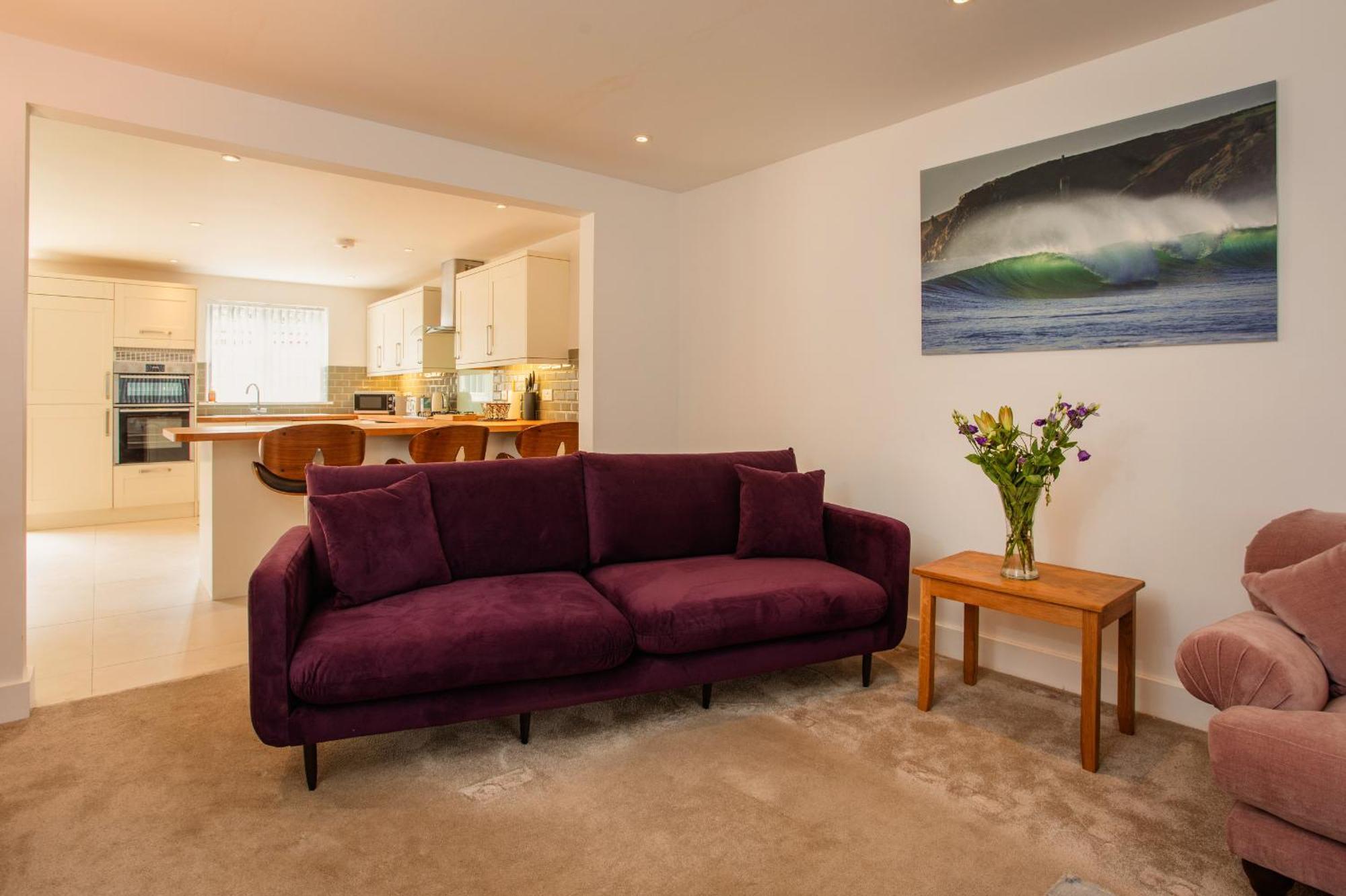 New Detached 3 Bed Luxe House On Exclusive Private Estate Close To Coast . Sleeps 6 Holiday home *