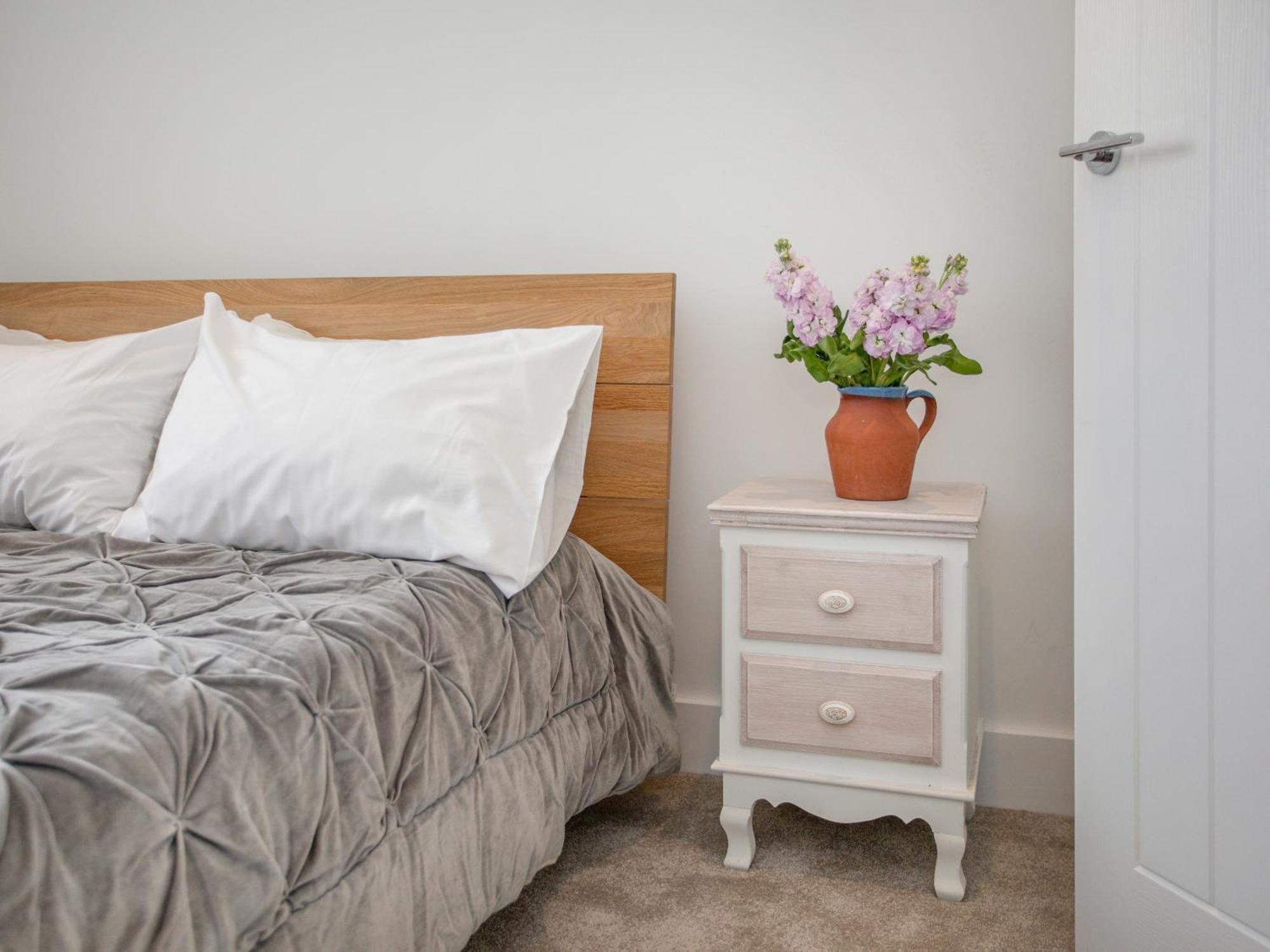 Holiday home New Detached 3 Bed Luxe House On Exclusive Private Estate Close To Coast . Sleeps 6 *