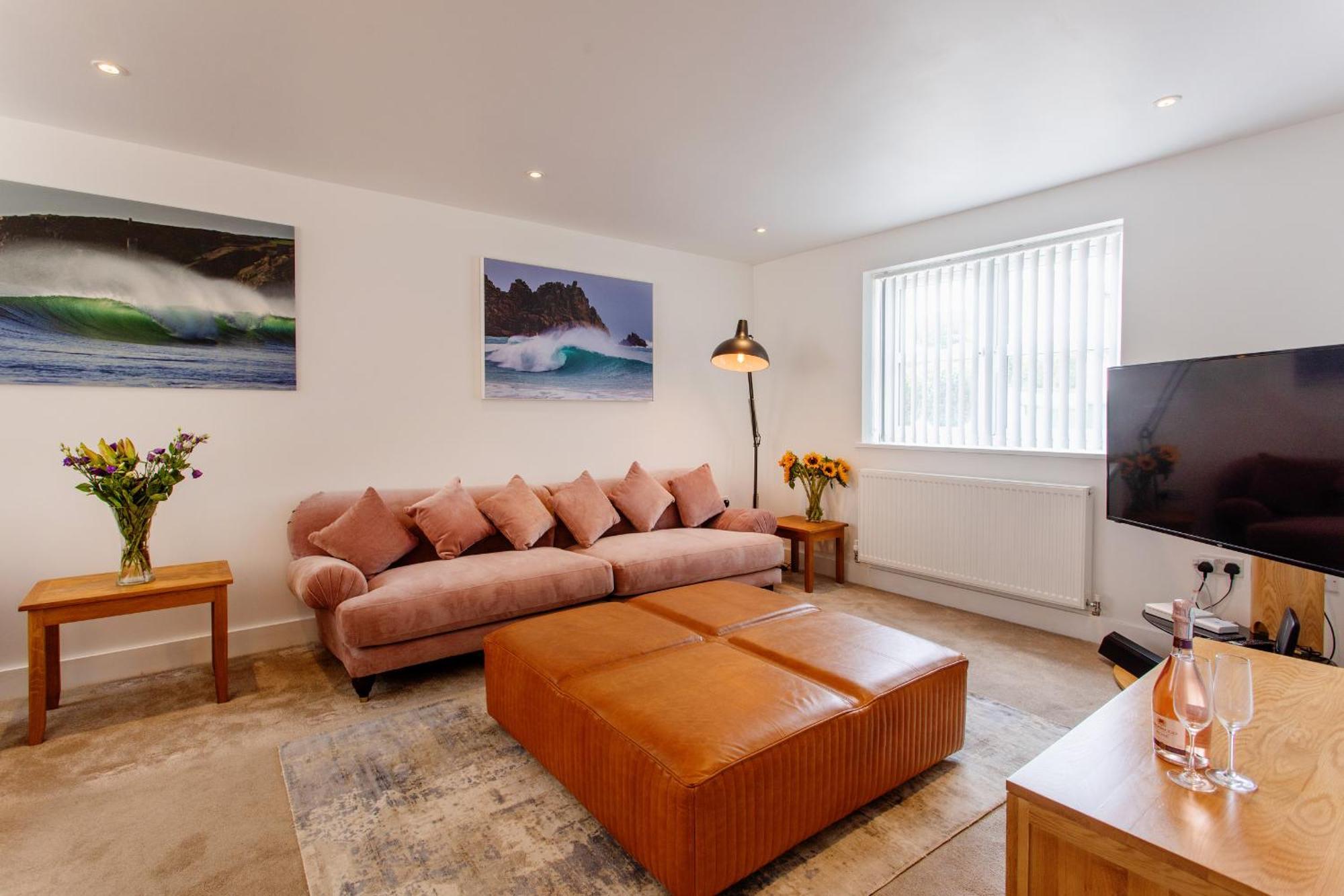 Holiday home New Detached 3 Bed Luxe House On Exclusive Private Estate Close To Coast . Sleeps 6