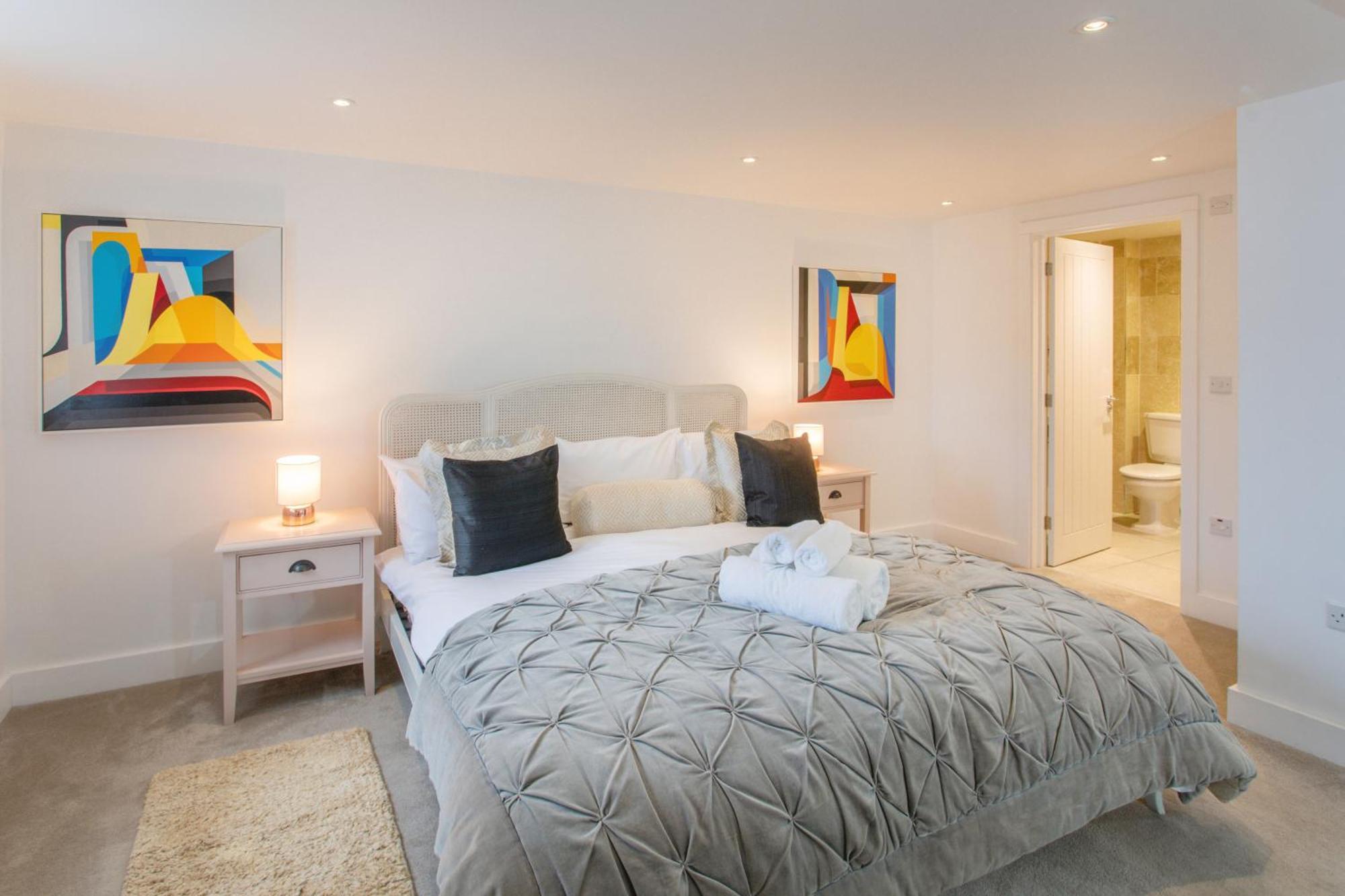 Holiday home New Detached 3 Bed Luxe House On Exclusive Private Estate Close To Coast . Sleeps 6 *
