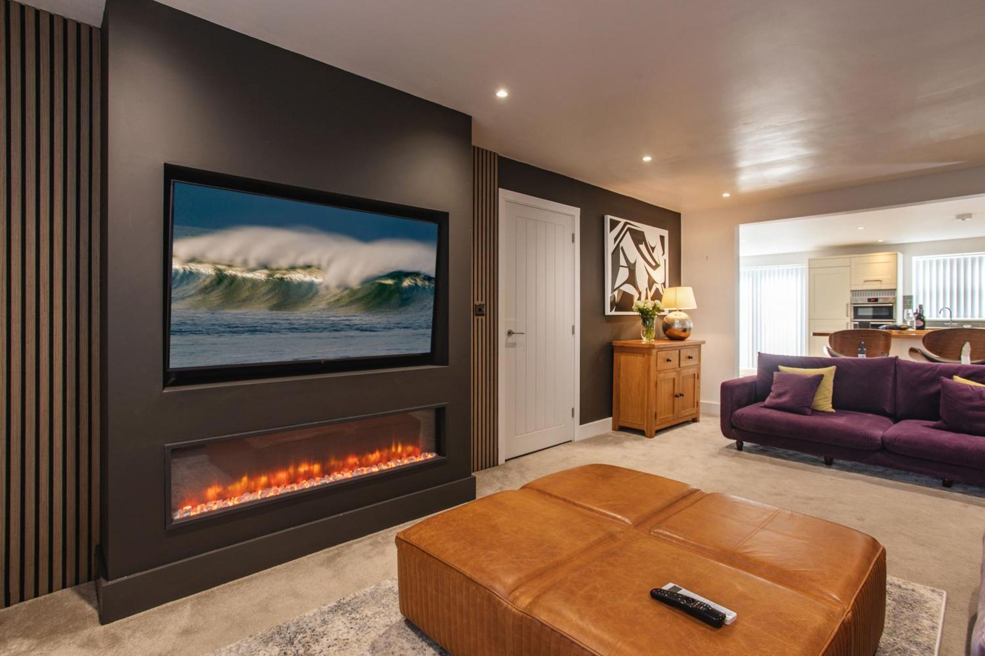 New Detached 3 Bed Luxe House On Exclusive Private Estate Close To Coast . Sleeps 6 * Newlyn